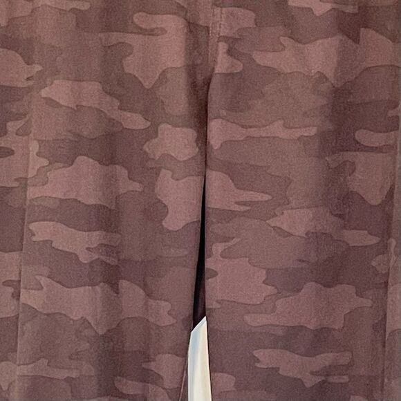 Kyodan Keep It Moving Sporty Jogger Sweatpants Black Gray Camo Print Knit S - Picture 4 of 7